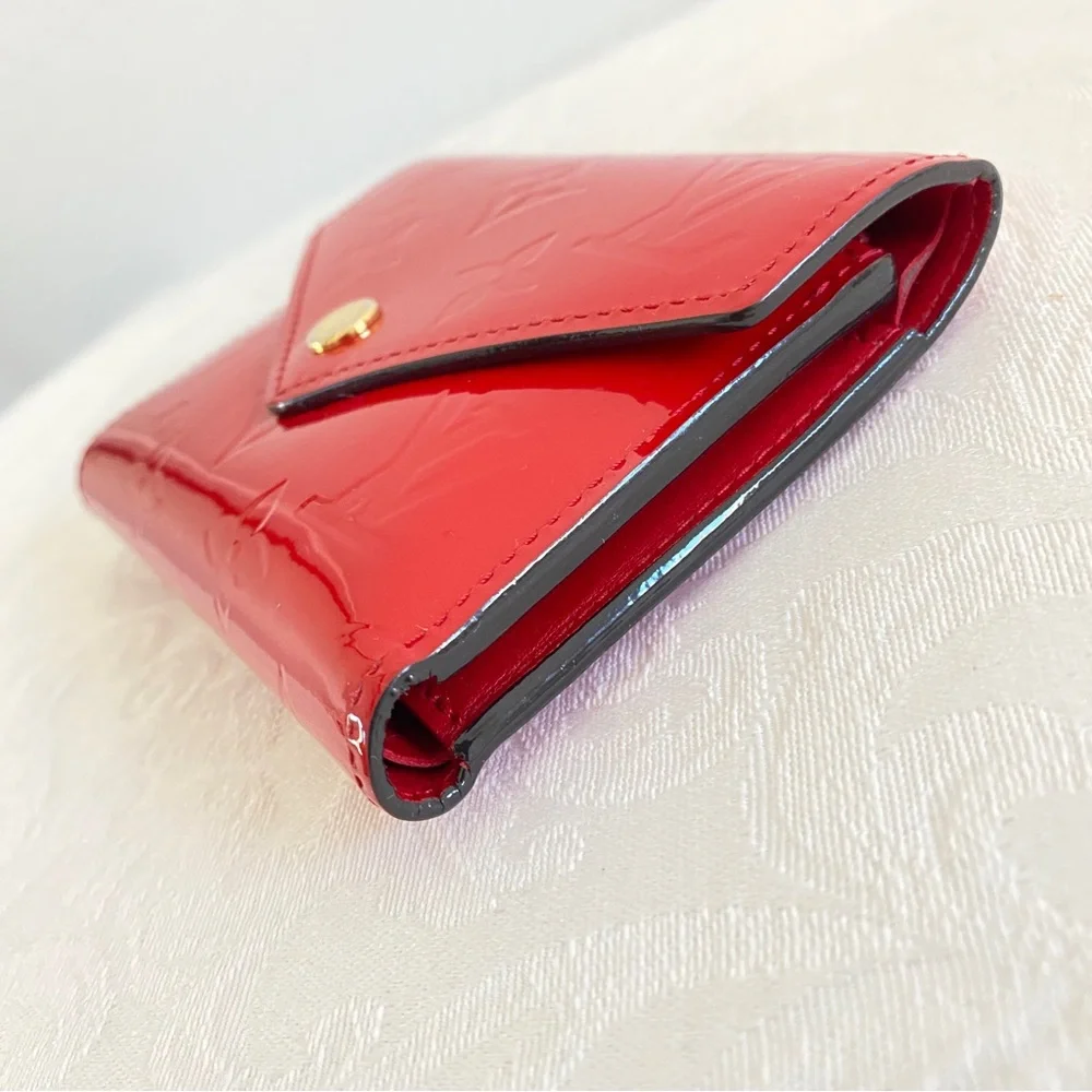 Louis Vuitton Victorine Monogram Vernis wallet